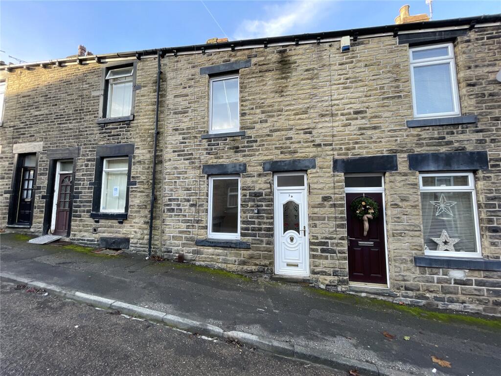 2 bed Mid Terraced House for rent in Barnsley. From Whitegates - Barnsley