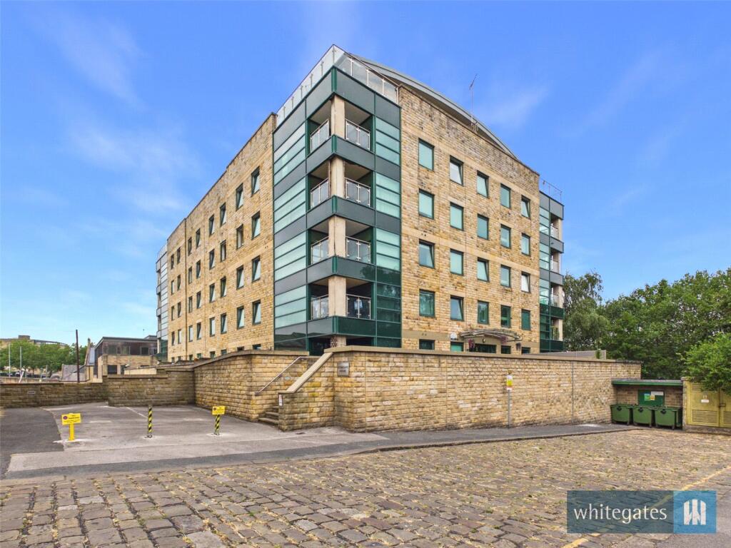 2 bed Apartment for rent in Bradford. From Whitegates - Bradford