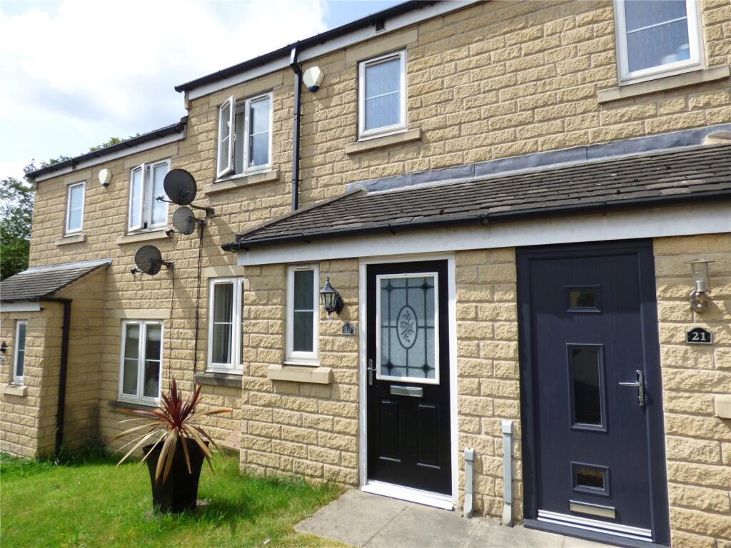 3 bed Town House for rent in Liversedge. From Whitegates - Cleckheaton