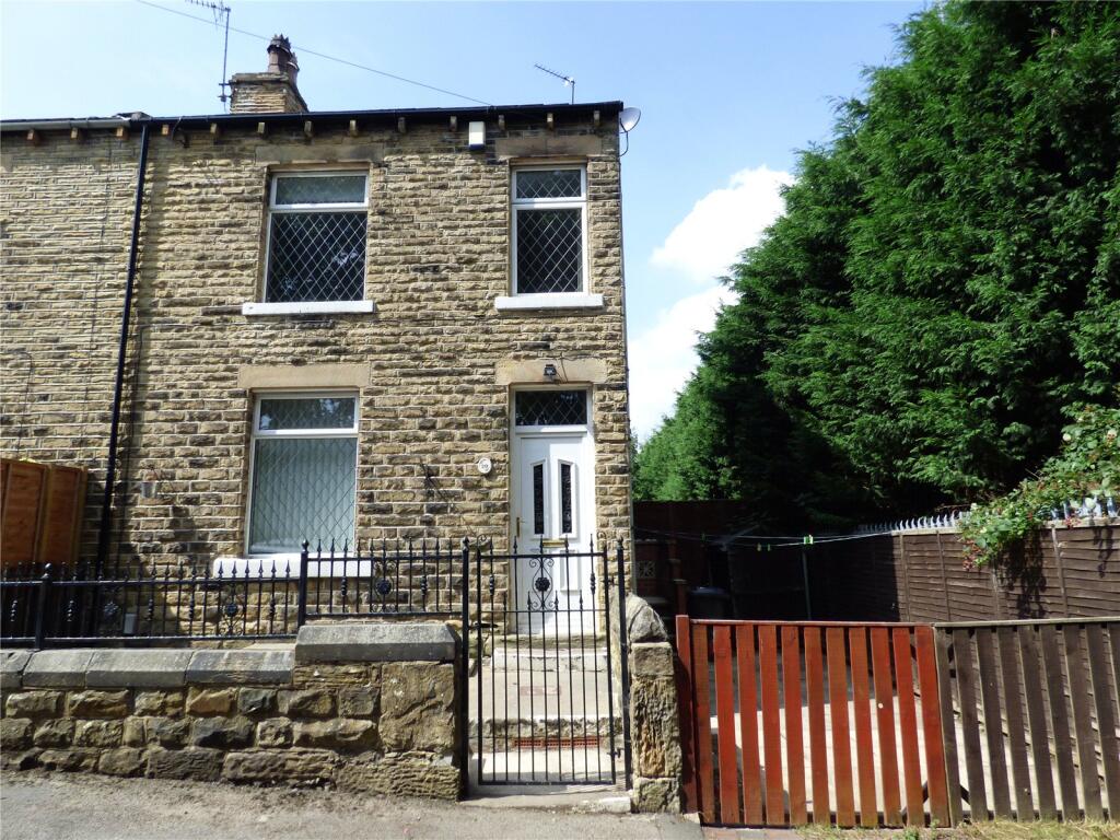 2 bed End of Terrace for rent in Liversedge. From Whitegates - Cleckheaton