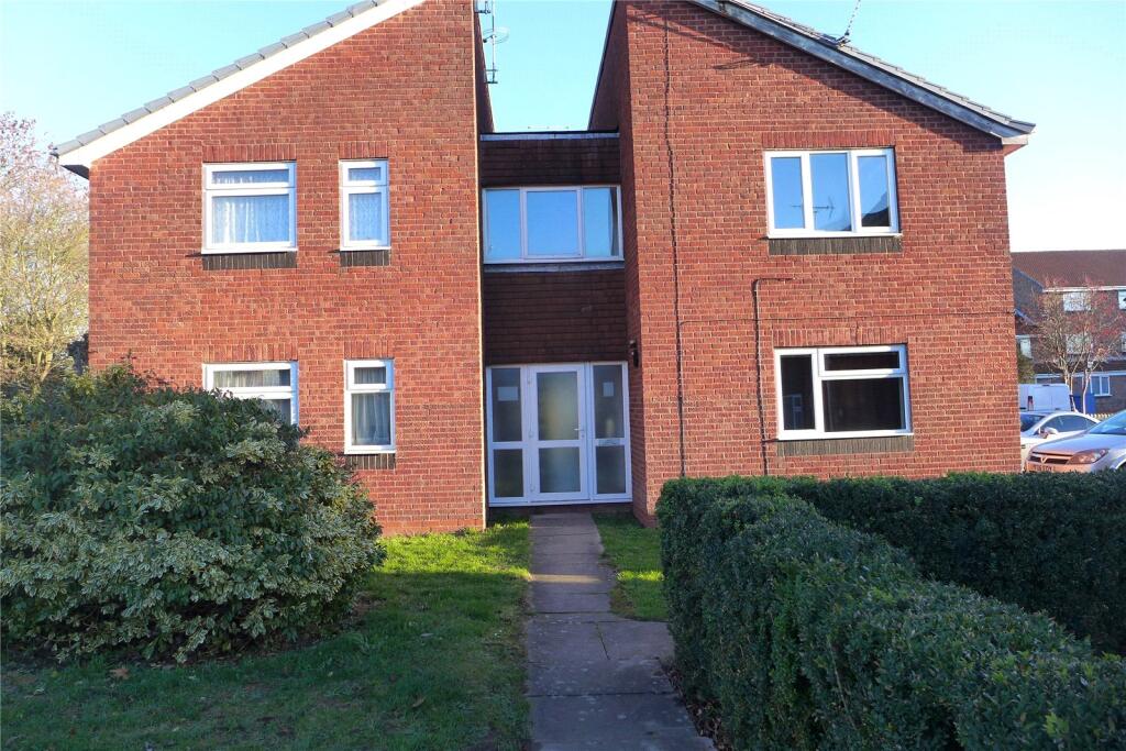 4 bed Studio for rent in Hawkesbury. From Whitegates - Coventry 4 bed Studio for rent in Hawkesbury. From Whitegates - Coventry