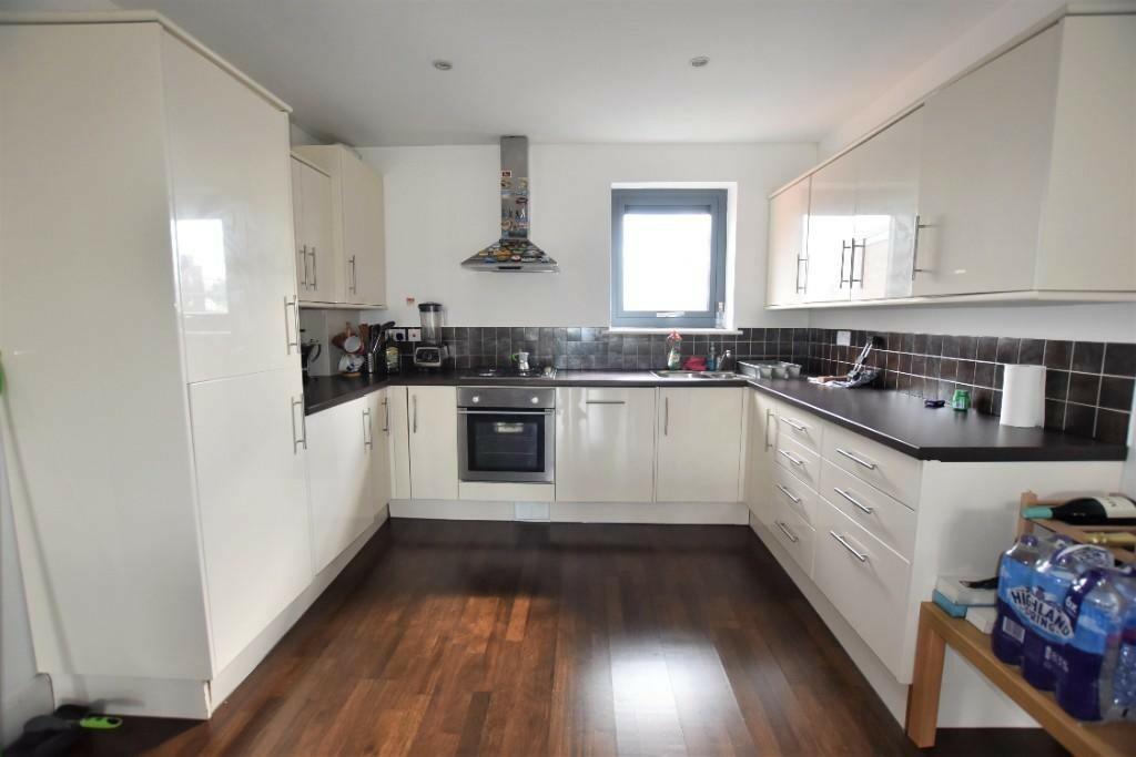 2 bed Flat for rent in London. From Quest Property Services London
