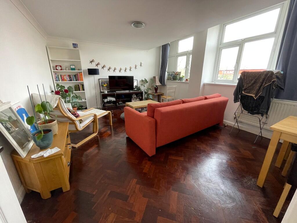 3 bed 1st Floor Flat for rent in London. From Quest Property Services - London 3 bed 1st Floor Flat for rent in London. From Quest Property Services - London