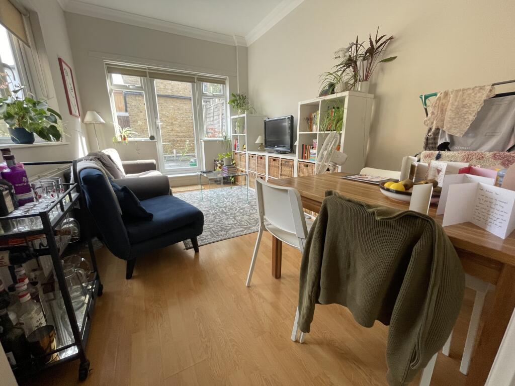 2 bed 1st Floor Flat for rent in Islington. From Quest Property Services - London