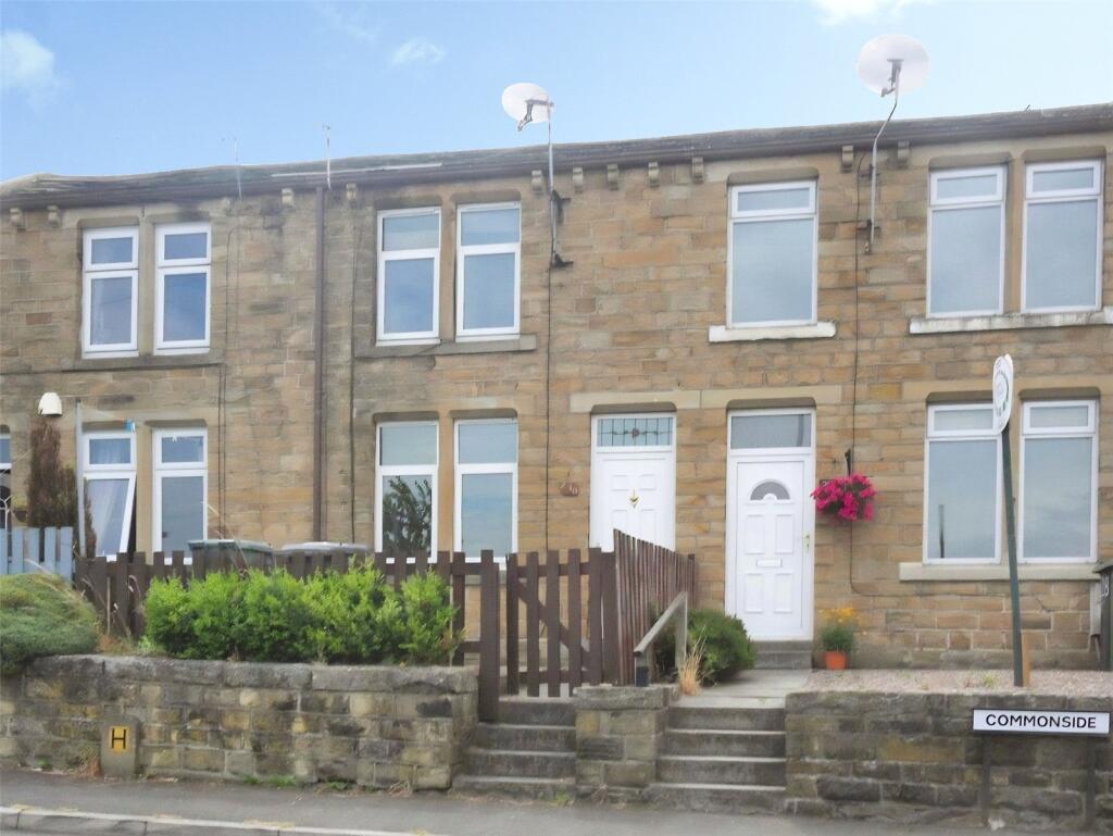 2 bed Mid Terraced House for rent in Batley. From Whitegates - Dewsbury 2 bed Mid Terraced House for rent in Batley. From Whitegates - Dewsbury