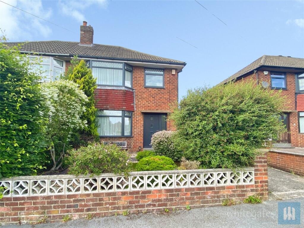 3 bed Semi Detached for rent in Batley. From Whitegates - Dewsbury 3 bed Semi Detached for rent in Batley. From Whitegates - Dewsbury