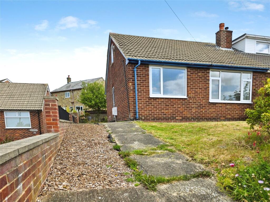 2 bed Bungalow for rent in Heckmondwike. From Whitegates - Dewsbury
