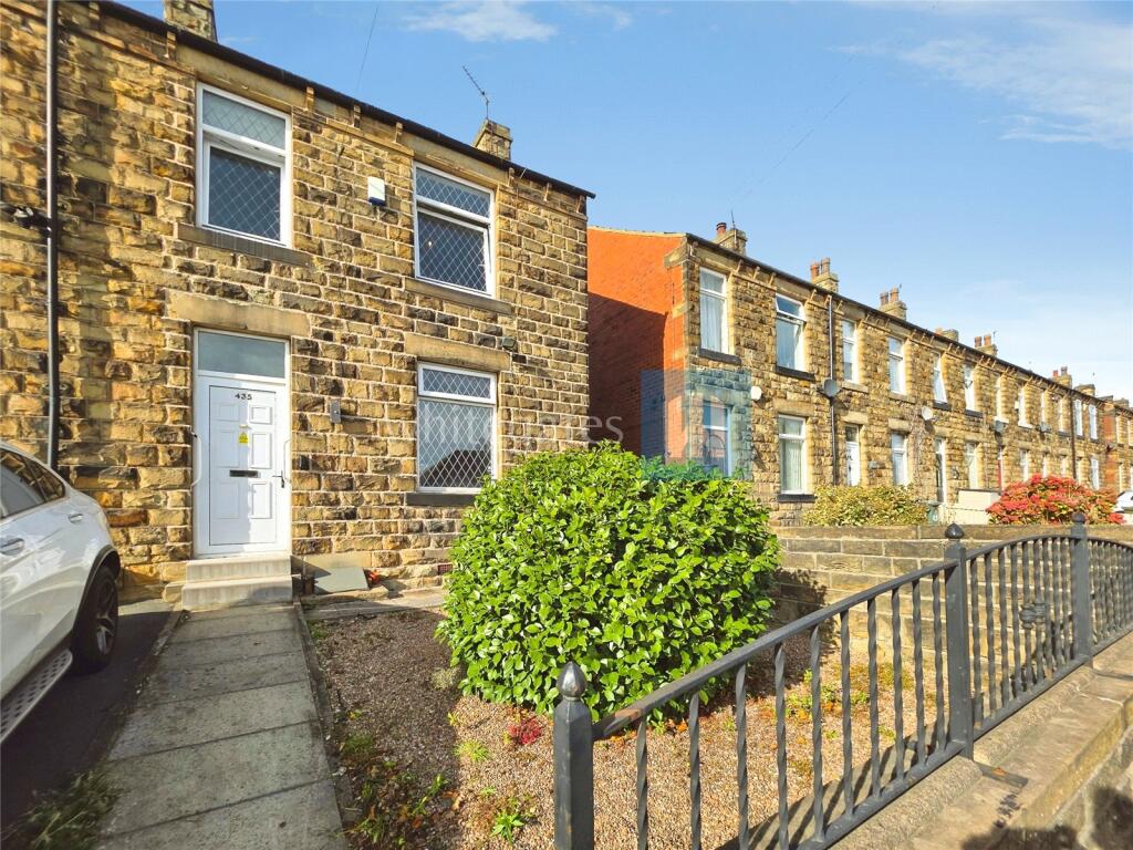 3 bed End of Terrace for rent in Briestfield. From Whitegates - Dewsbury