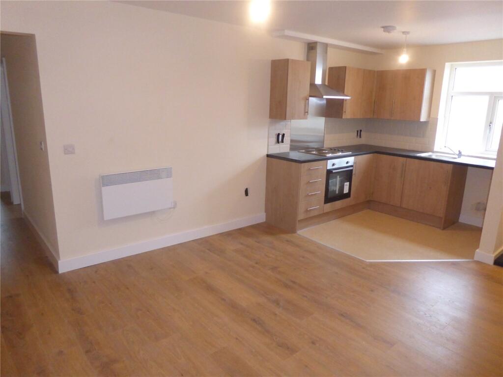 2 bed Apartment for rent in Halifax. From Whitegates - Halifax
