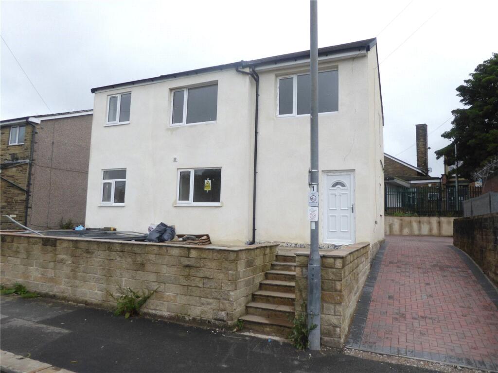 2 bed Apartment for rent in Ovenden Wood. From Whitegates - Halifax
