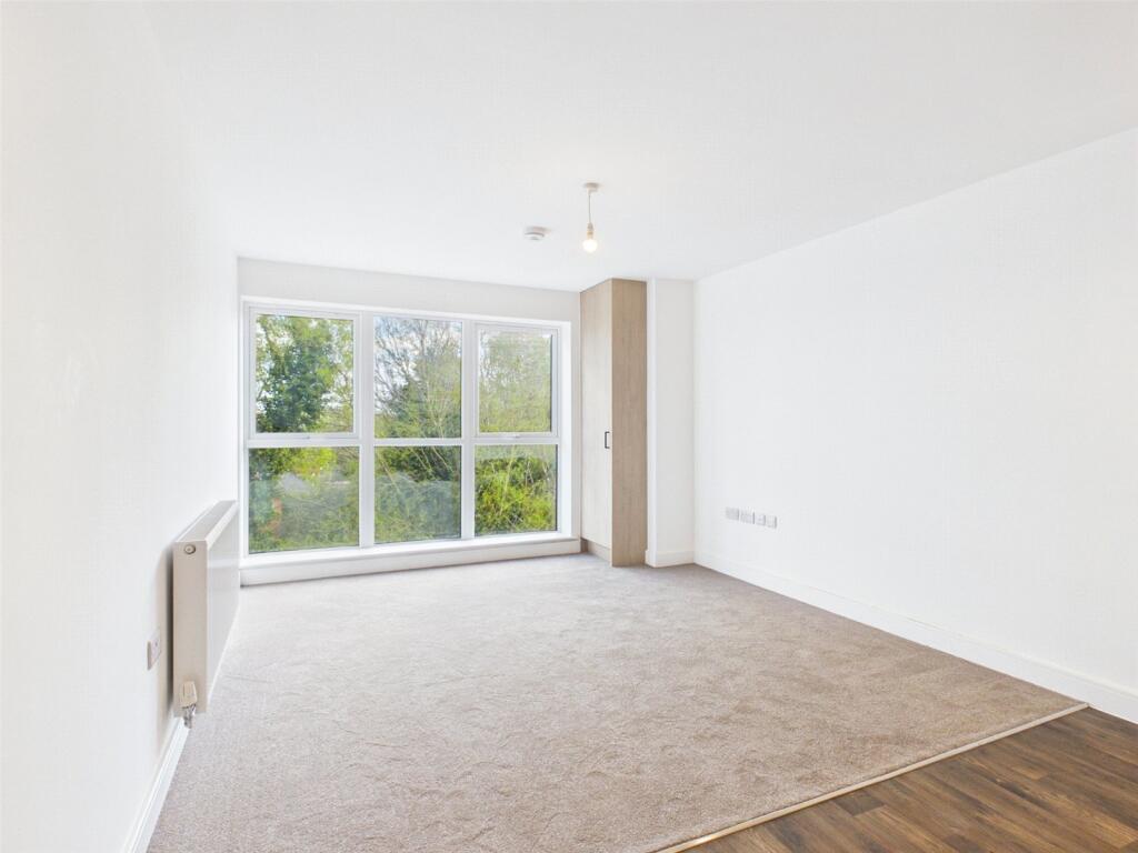 2 bed Apartment for rent in Ilkeston. From Whitegates - Heanor