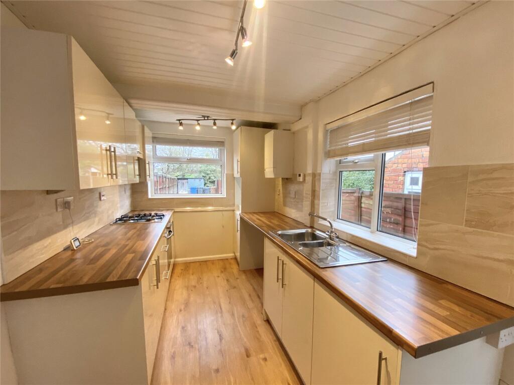 2 bed Mid Terraced House for rent in Ilkeston. From Whitegates - Heanor