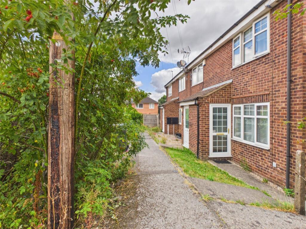 2 bed Detached for rent in Eastwood. From Whitegates - Heanor