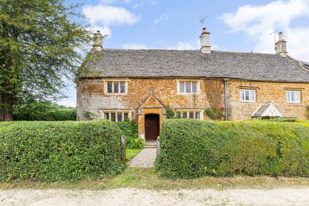 3 bed Detached for rent in Great Tew. From Hamptons - Banbury