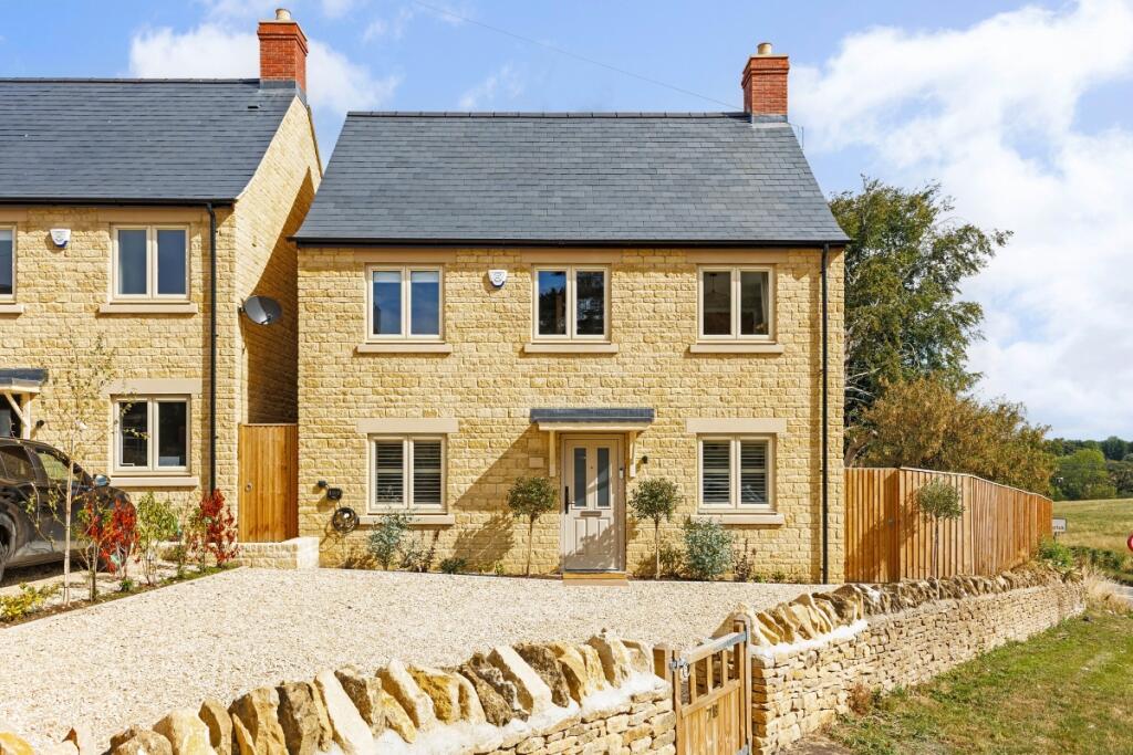 5 bed Detached for rent in Enstone. From Hamptons - Banbury 5 bed Detached for rent in Enstone. From Hamptons - Banbury