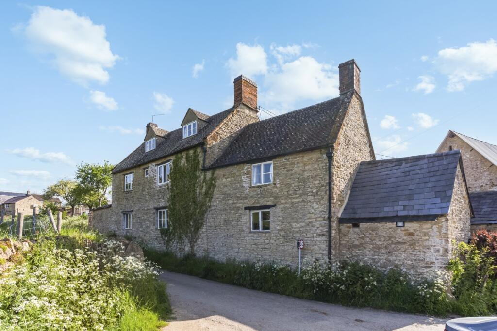 5 bed Detached for rent in Middle Barton. From Hamptons - Banbury 5 bed Detached for rent in Middle Barton. From Hamptons - Banbury