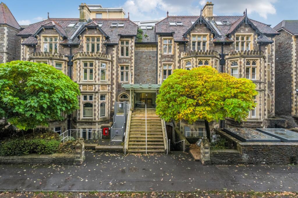 2 bed Apartment for rent in Leigh Woods. From Hamptons - Bath