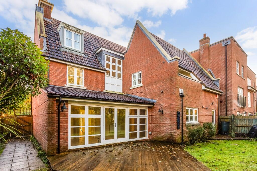 5 bed Detached for rent in Cribbs Causeway. From Hamptons - Bath
