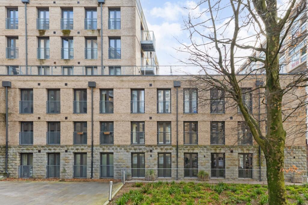 2 bed Apartment for rent in Bristol. From Hamptons - Bath