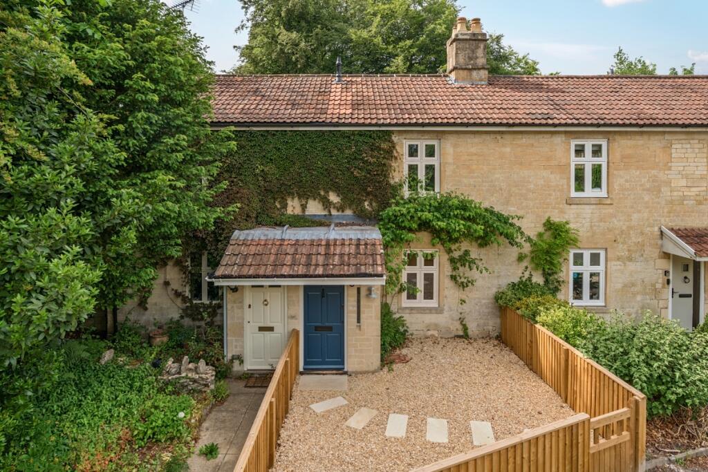 2 bed Cottage for rent in Freshford. From Hamptons - Bath