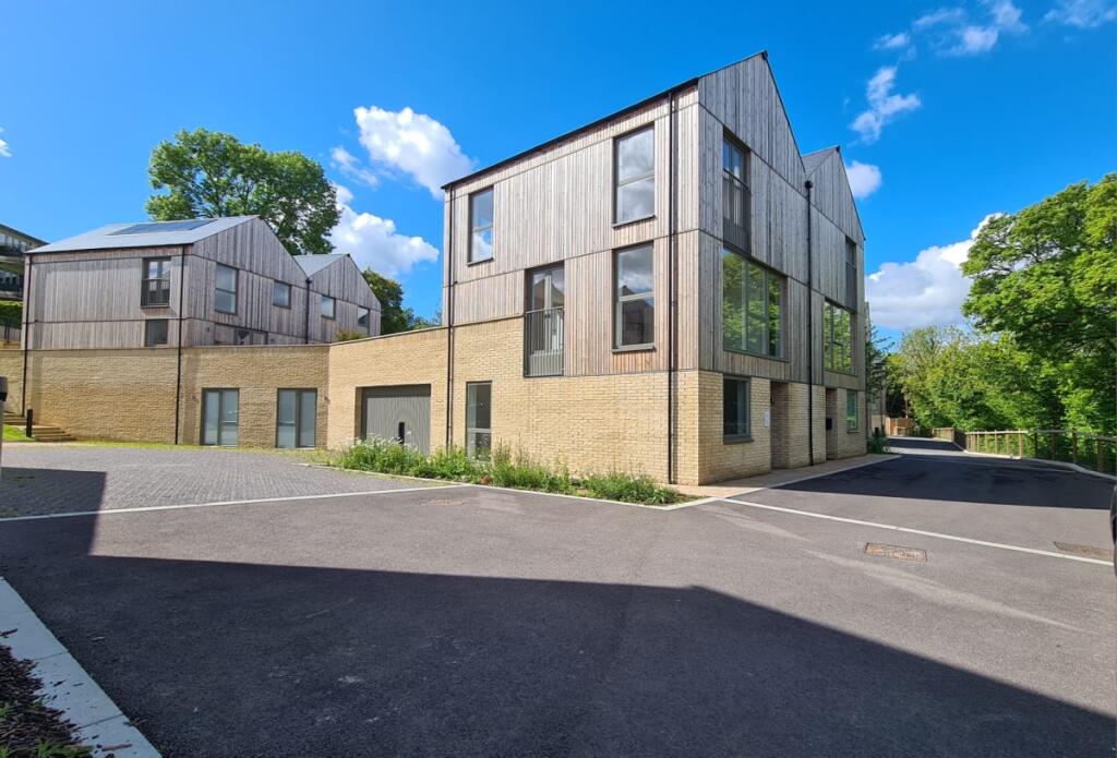 4 bed Semi Detached for rent in . From Hamptons - Bath 4 bed Semi Detached for rent in . From Hamptons - Bath