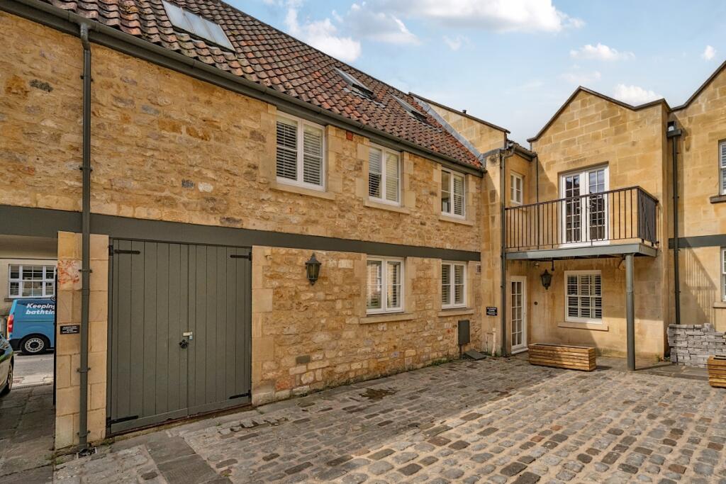 4 bed Mews for rent in Upper Swainswick. From Hamptons - Bath