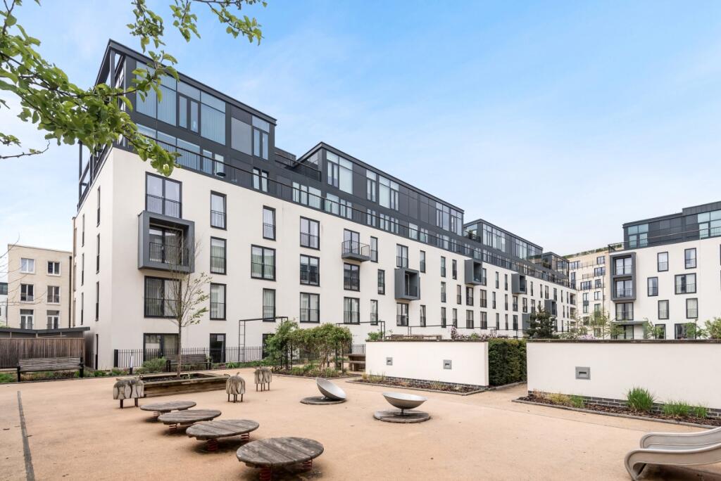 2 bed Apartment for rent in Bath. From Hamptons - Bath