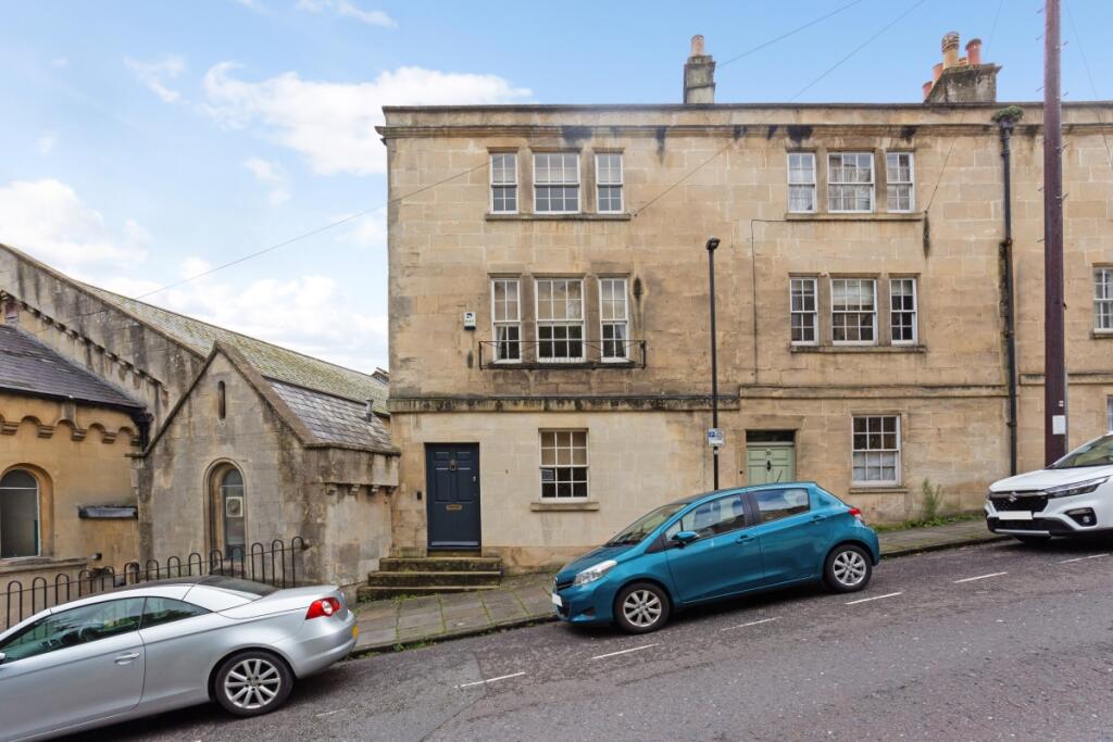 3 bed Town House for rent in Upper Swainswick. From Hamptons - Bath 3 bed Town House for rent in Upper Swainswick. From Hamptons - Bath