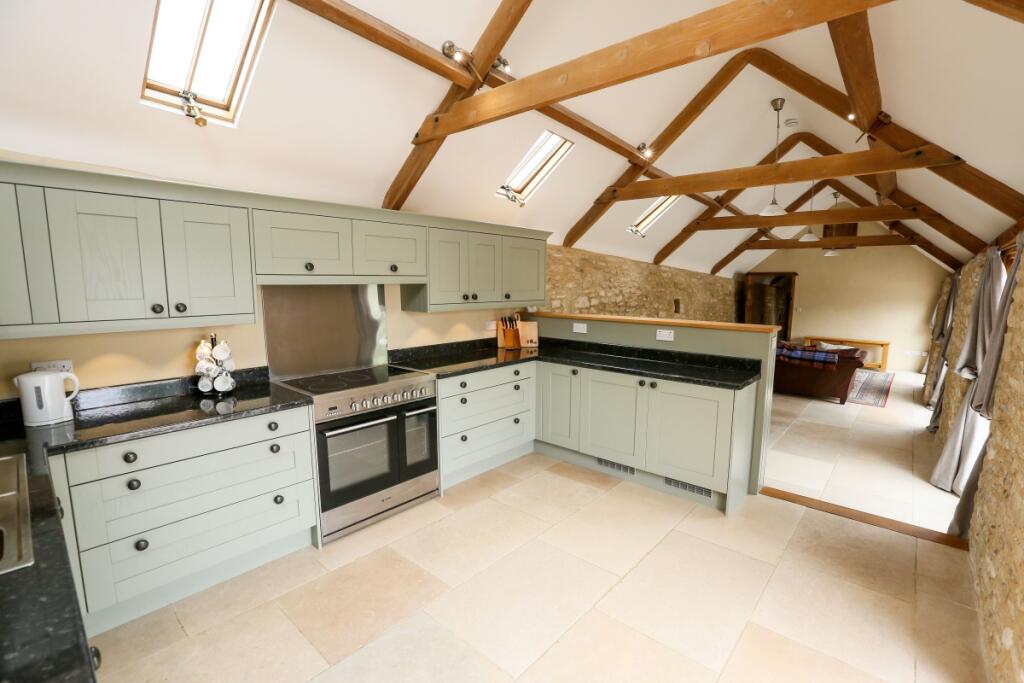 2 bed Barn for rent in Upton Cheyney. From Hamptons - Bath 2 bed Barn for rent in Upton Cheyney. From Hamptons - Bath