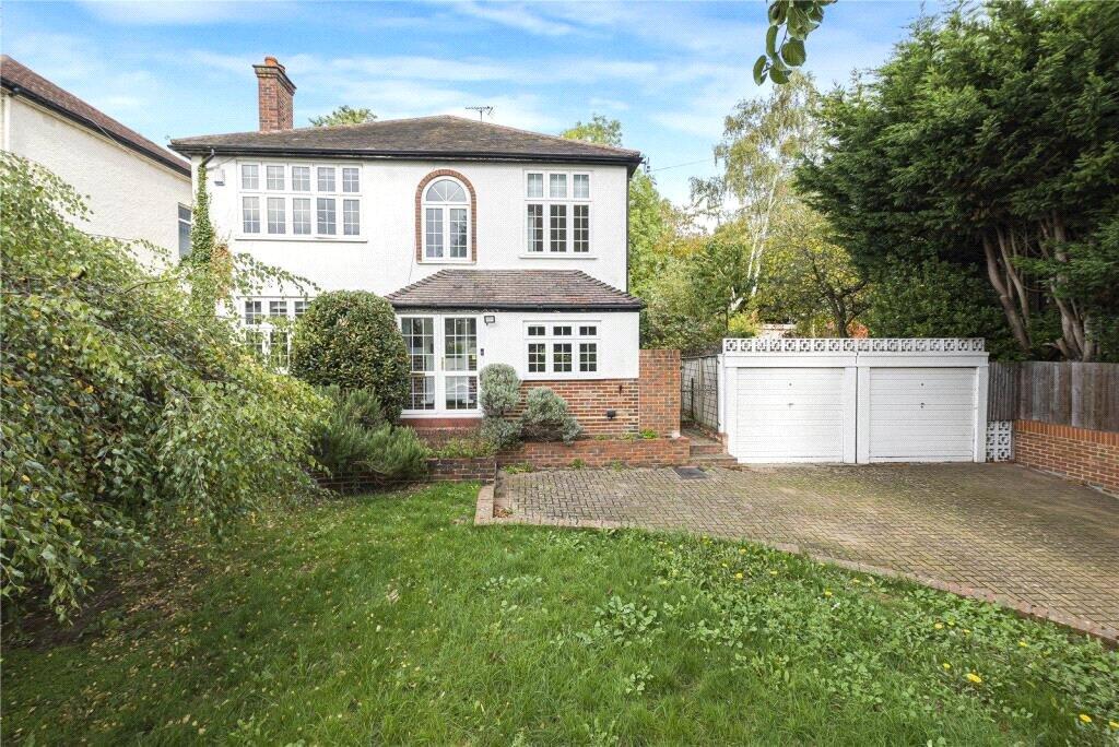 5 bed Detached for rent in Beckenham. From Sinclair Hammelton - Bromley