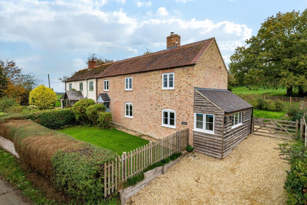2 bed Cottage for rent in Arlingham. From Hamptons - Cheltenham