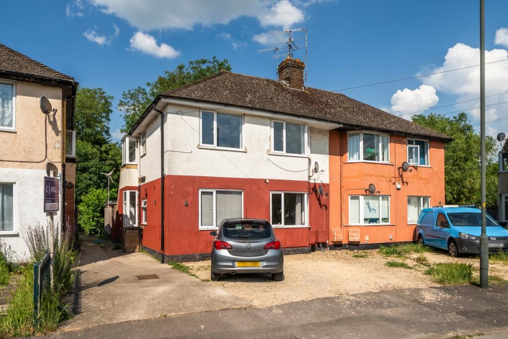 3 bed 1st Floor Flat for rent in Upper Siddington. From Hamptons - Cheltenham