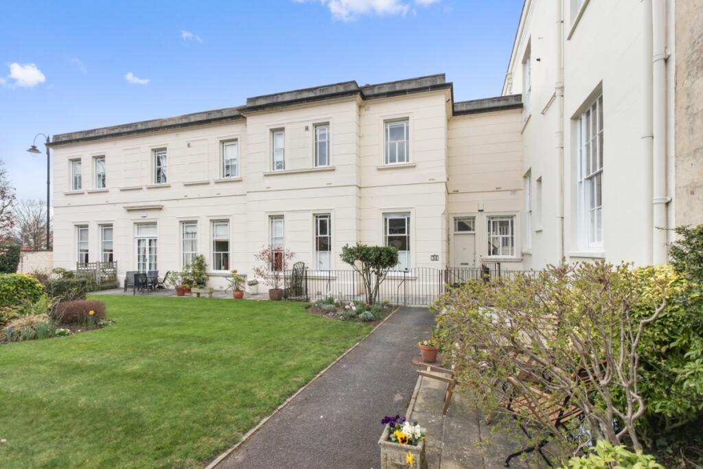 2 bed Mews for rent in Cheltenham. From Hamptons - Cheltenham
