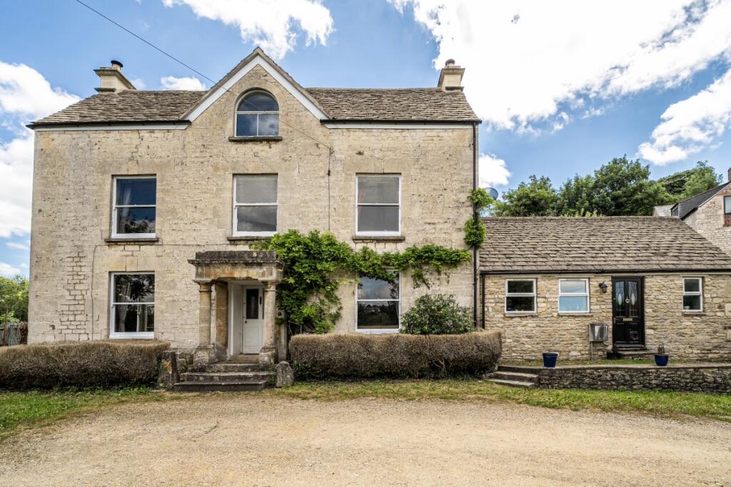3 bed Semi Detached for rent in Nailsworth. From Hamptons - Cheltenham