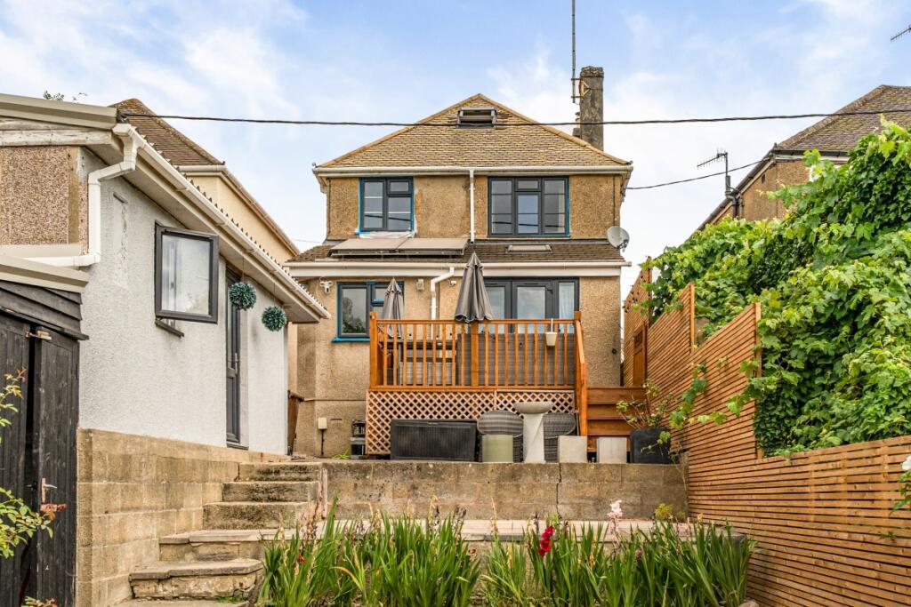 3 bed Detached for rent in Stroud. From Hamptons - Cheltenham