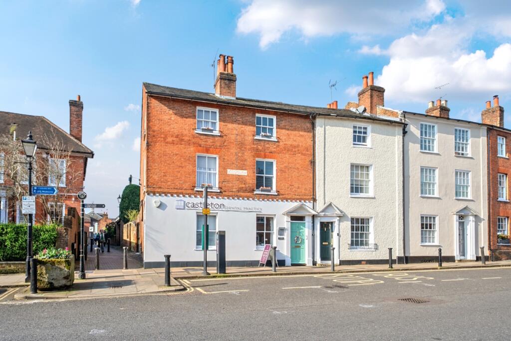 2 bed 1st Floor Flat for rent in Farnham. From Hamptons - Farnham 2 bed 1st Floor Flat for rent in Farnham. From Hamptons - Farnham