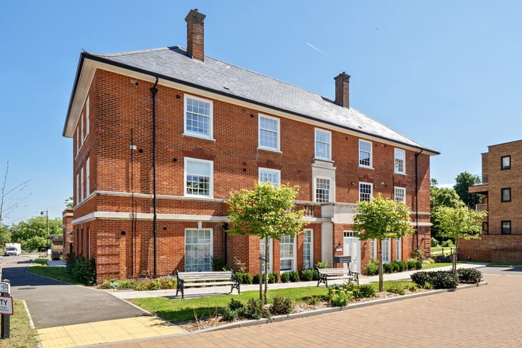 2 bed Apartment for rent in . From Hamptons - Farnham