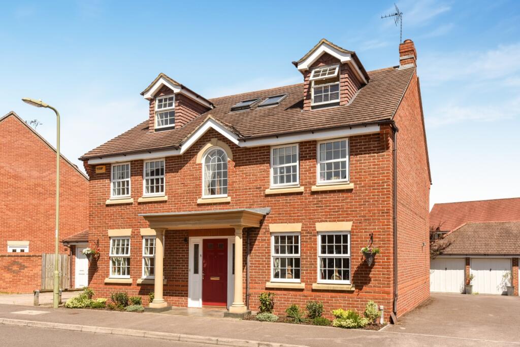 6 bed Detached for rent in Elvetham Heath. From Hamptons - Farnham 6 bed Detached for rent in Elvetham Heath. From Hamptons - Farnham