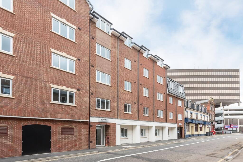 2 bed Apartment for rent in Luton. From Hamptons - Harpenden