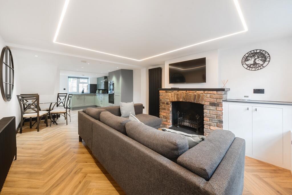 2 bed Cottage for rent in Redbourn. From Hamptons - Harpenden 2 bed Cottage for rent in Redbourn. From Hamptons - Harpenden