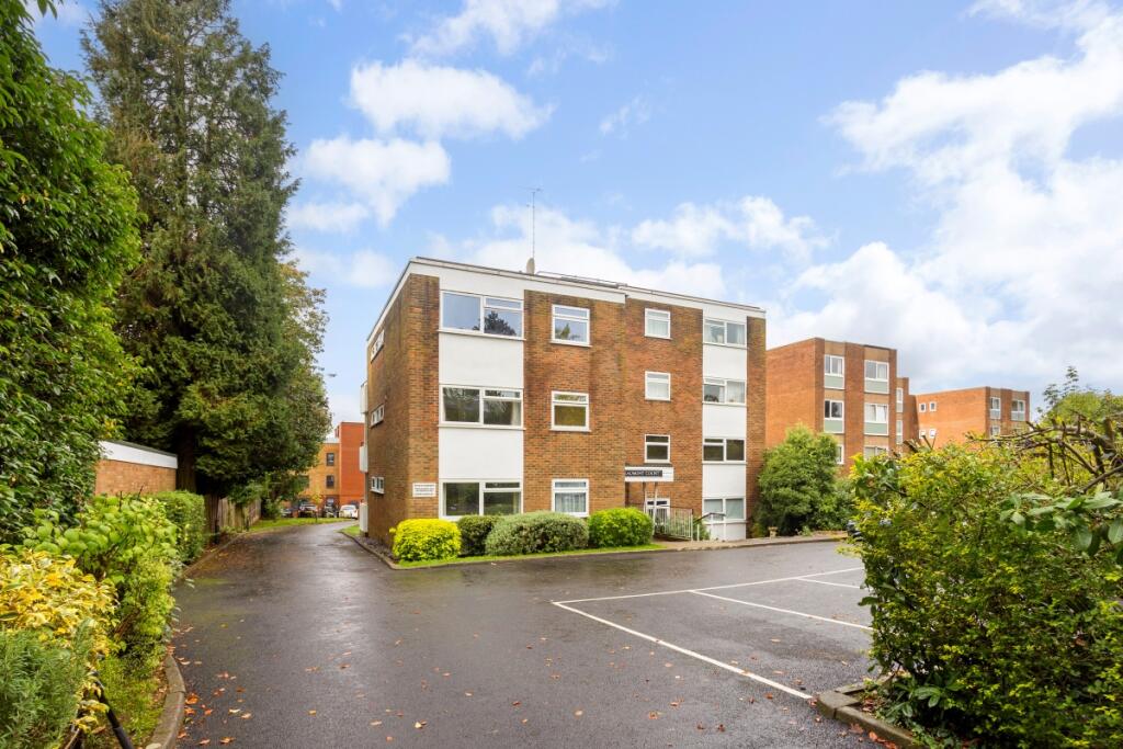 2 bed Apartment for rent in Harpenden. From Hamptons - Harpenden