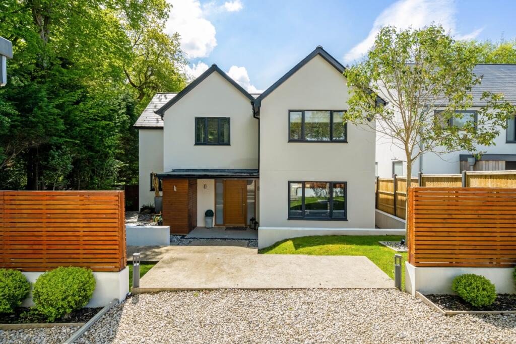 4 bed Detached for rent in Haywards Heath. From Hamptons - Haywards Heath 4 bed Detached for rent in Haywards Heath. From Hamptons - Haywards Heath