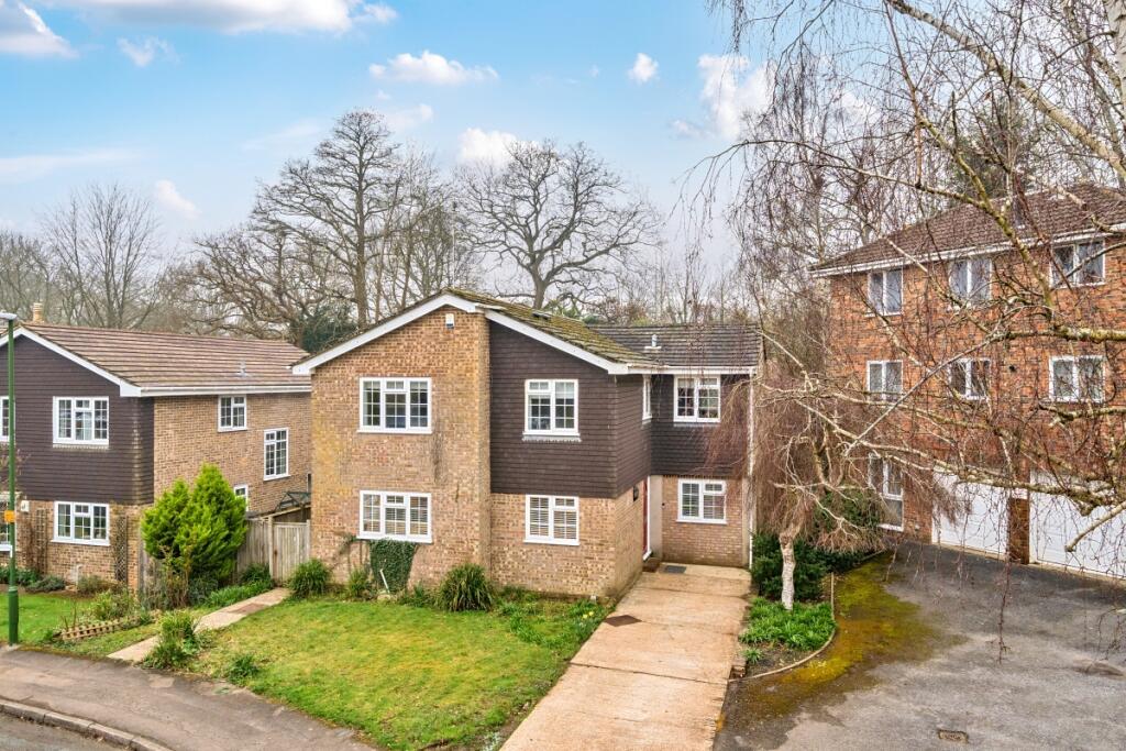 5 bed Detached for rent in Haywards Heath. From Hamptons - Haywards Heath 5 bed Detached for rent in Haywards Heath. From Hamptons - Haywards Heath