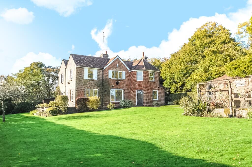 5 bed Detached for rent in Forest Row. From Hamptons - Haywards Heath