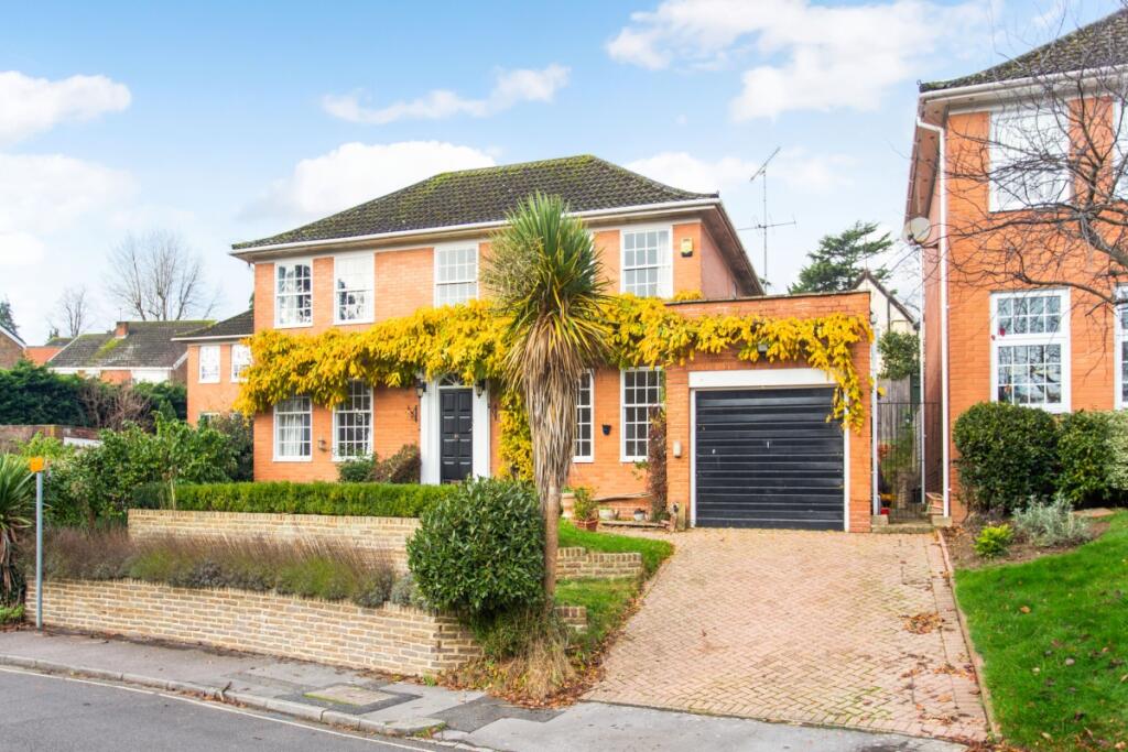 4 bed Detached for rent in Haywards Heath. From Hamptons - Haywards Heath 4 bed Detached for rent in Haywards Heath. From Hamptons - Haywards Heath