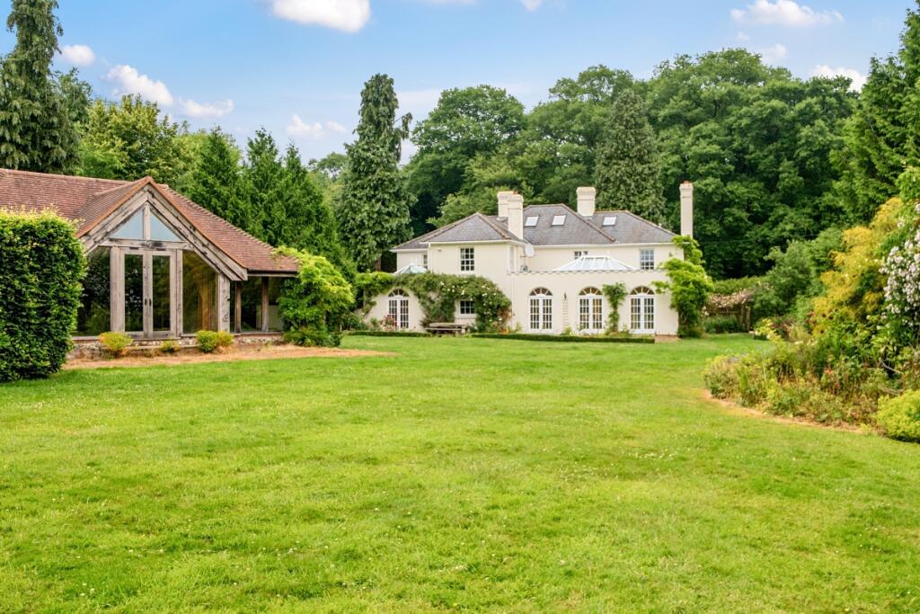 5 bed Detached for rent in Highmoor Cross. From Hamptons - Henley-on-Thames