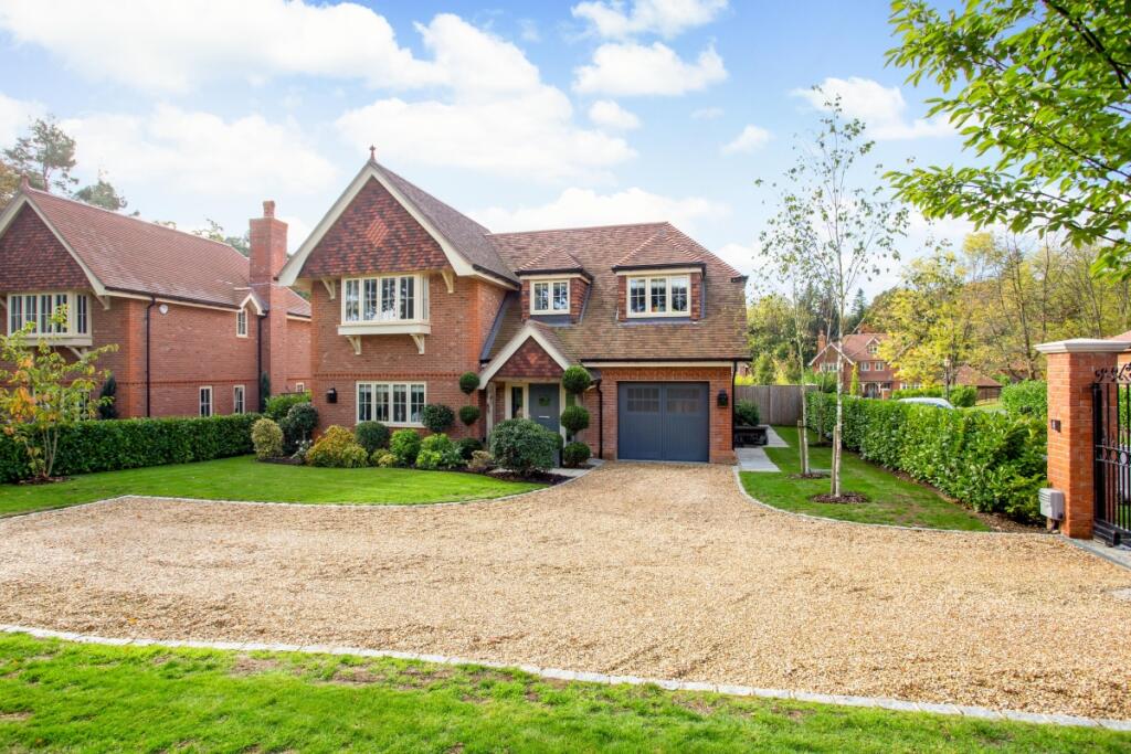 4 bed Detached for rent in Checkendon. From Hamptons - Henley-on-Thames
