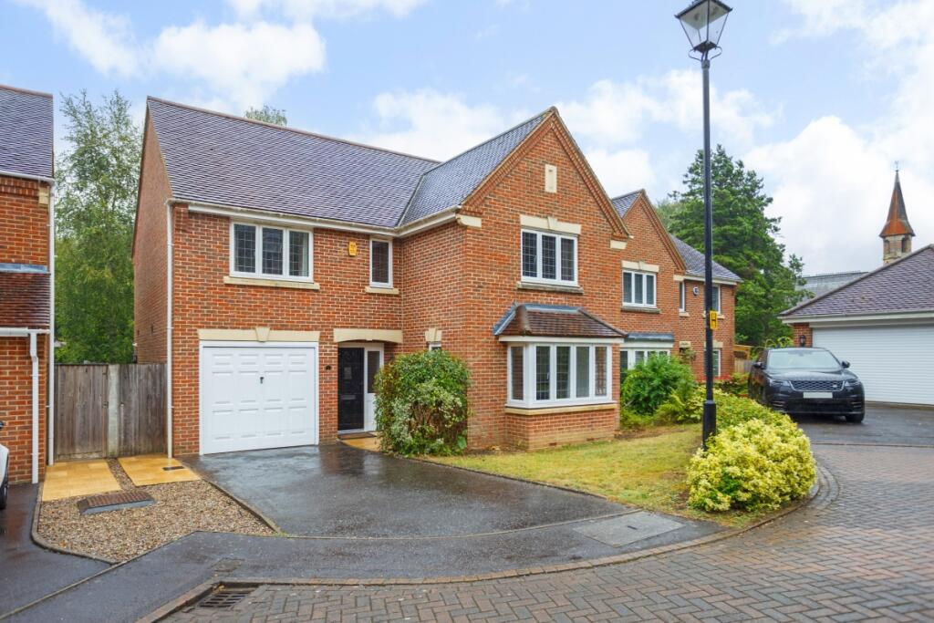 4 bed Detached for rent in Faygate. From Hamptons - Horsham