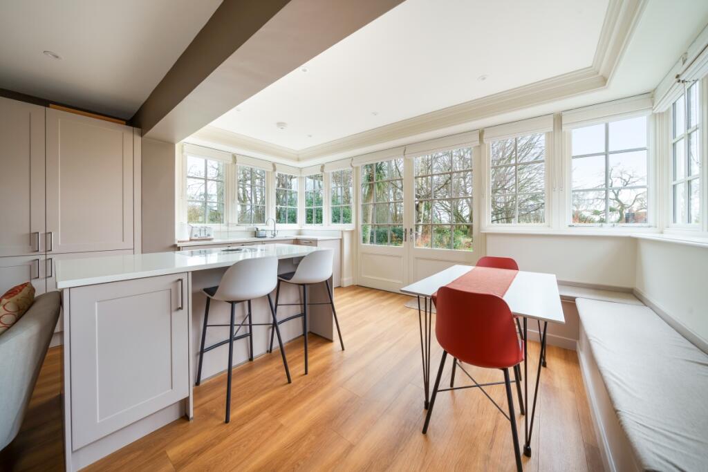 2 bed Cottage for rent in Burchett's Green. From Hamptons - Maidenhead