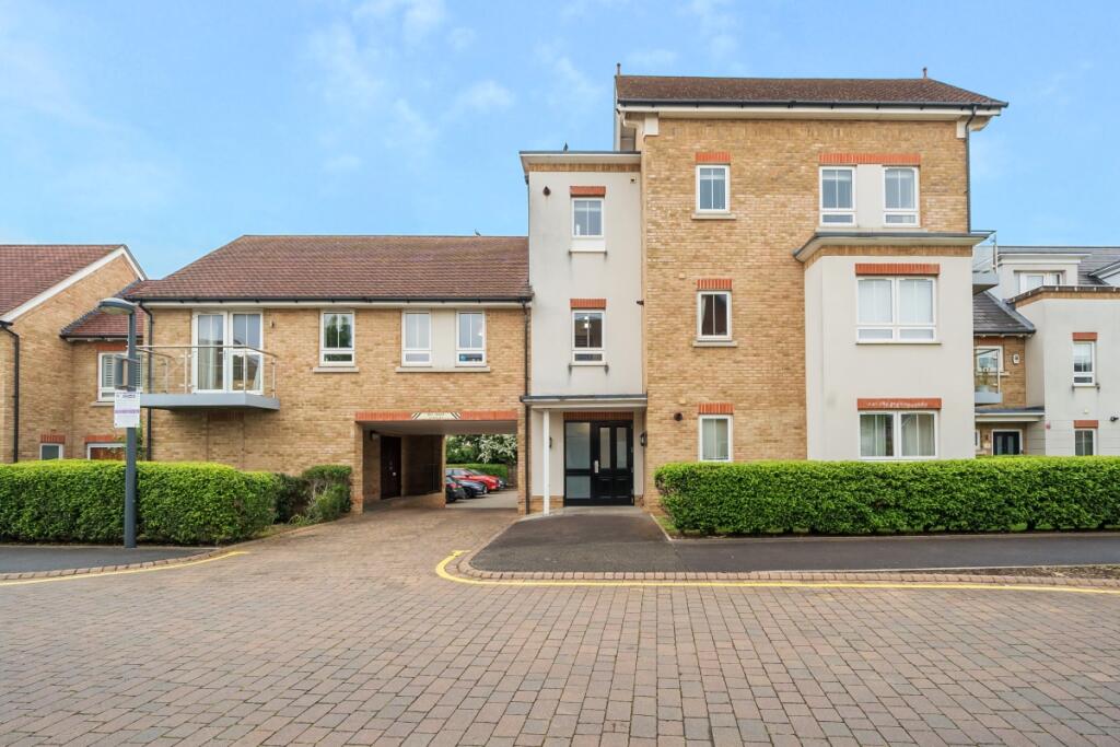 2 bed Apartment for rent in Maidenhead. From Hamptons - Maidenhead
